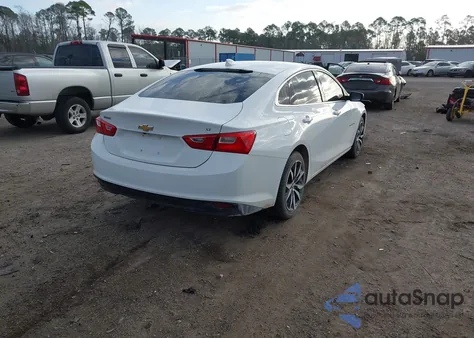 2018 Chevrolet Malibu Lt z USA, uszkodzony, nr VIN 1G1ZD5ST8JF279172